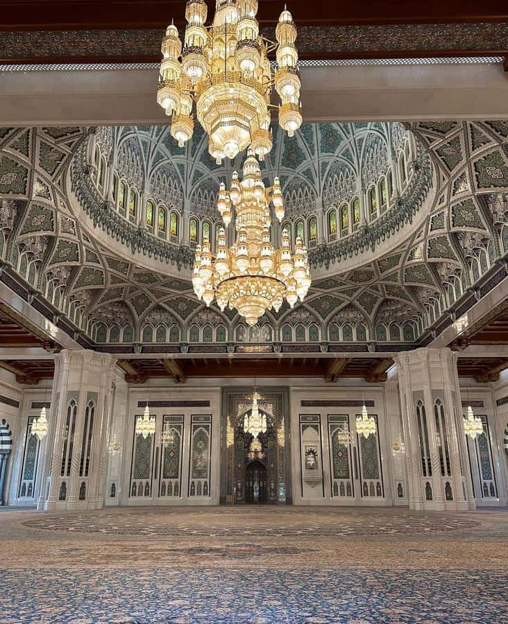 Muscat City Tour and life with Omani Guy ( luxury car). - Muttrah Souq under its timber roof