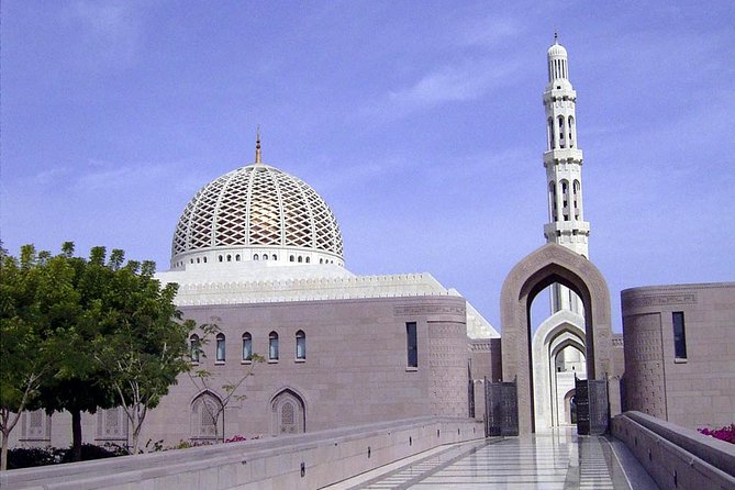 Muscat City Tour -Half-Day- Mystic Muscat : Kids friendly - Start early at Sultan Qaboos Grand Mosque