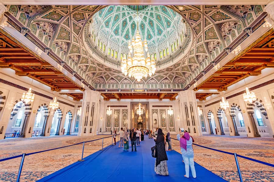 Muscat: City Tour of Grand Mosque, Old Souqs, Museum, & Fort - Six details that shape the experience