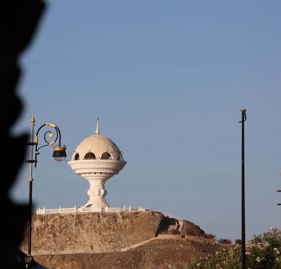 muscat city tour with pick up SMALL GROUP 7 PEOPLE MAX - Muttrah Souk, the tour’s best taste of old Muscat