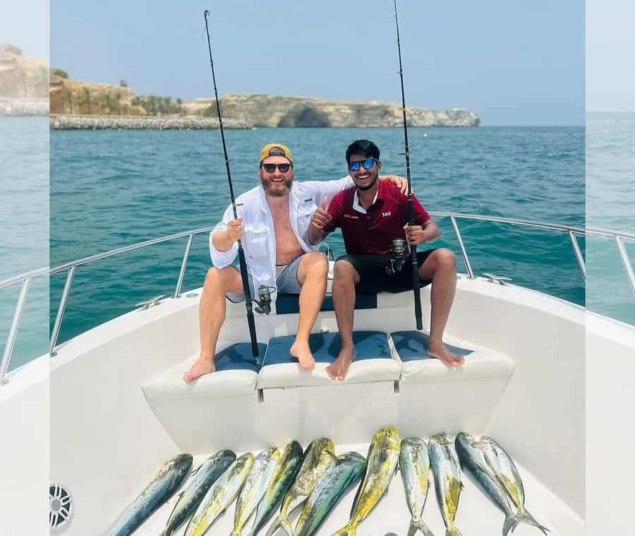 Muscat: Fishing Trip with Equipments - Trolling first, then lighter tackle