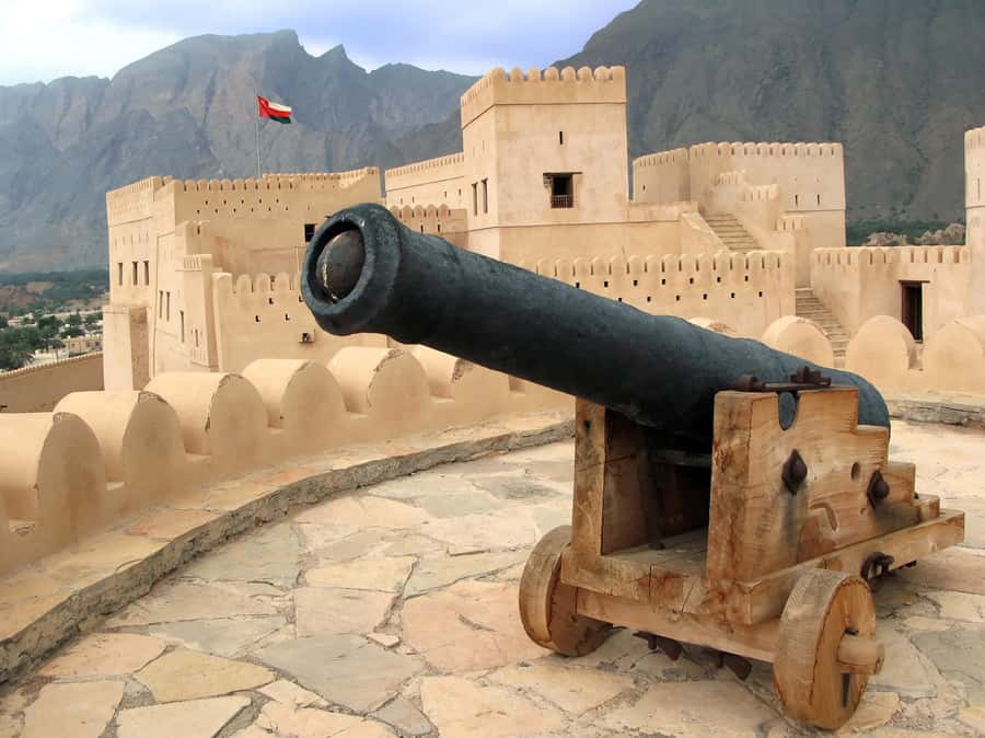 Muscat: full day tour to Nakhal, Rustaq and hot springs - Qasra House and the value of seeing a real home