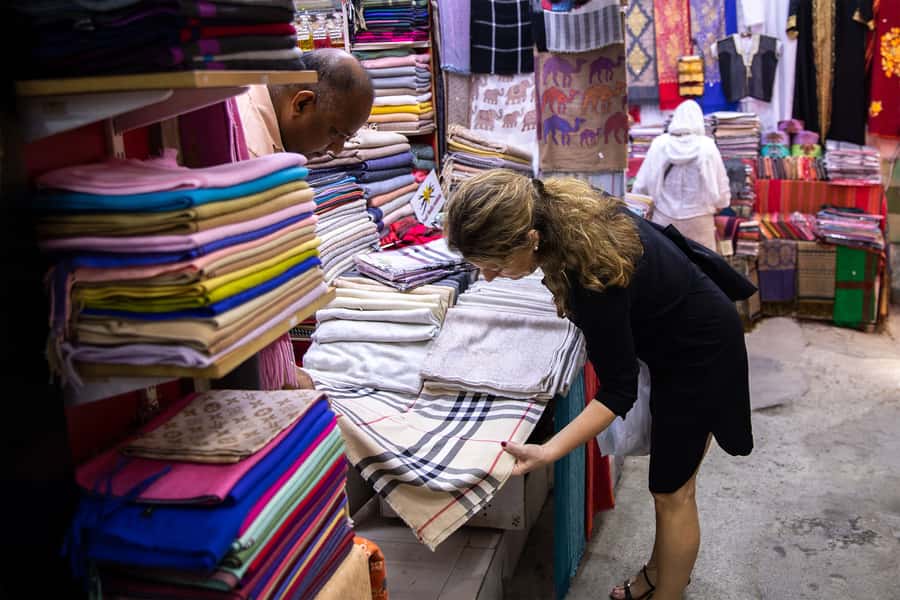 Muscat: Half-Day Guided City and Oman Coast Tour - Walking through Quriyat, Oman’s fishing town