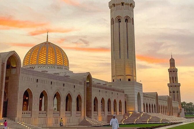 Muscat: Half-Day Muscat Private City Tour With Pickup/ Drop off - Al Alam Palace and the harbor forts