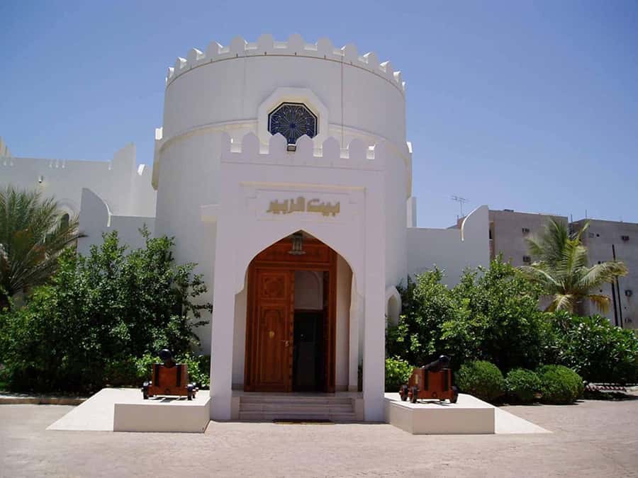 Muscat: Half-Day Sightseeing Essentials Tour and Audio Guide - Muttrah Souq is where the tour feels most alive