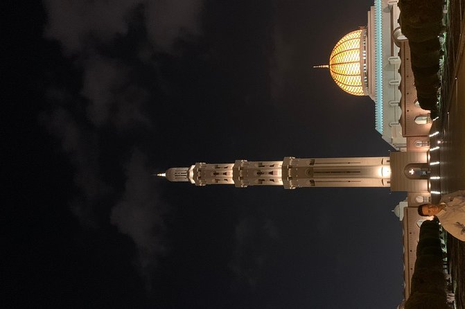 Muscat : Half day visit to Muscat - Muttrah Souk, the corniche, and sunset by the water