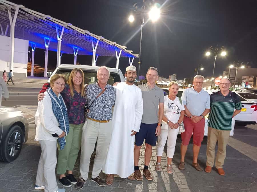 Muscat: Night Tour 4 Hours - The final drive through modern Muscat
