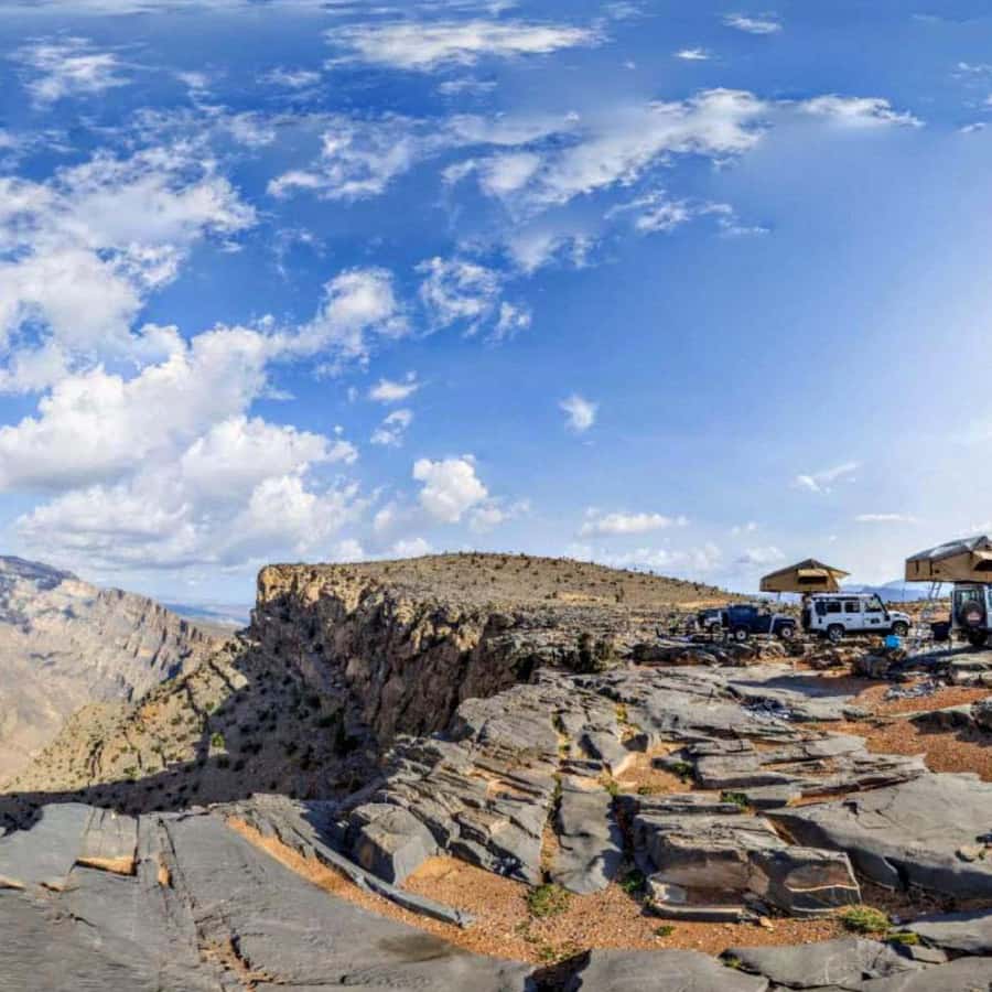 Muscat: Nizwa and Jabal Shams- Full Day Tour - The guides make a real difference