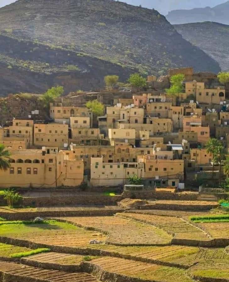 Muscat Oman Grand Canyon, Jebel Shams & Nizwa - Misfah, a village on the mountainside