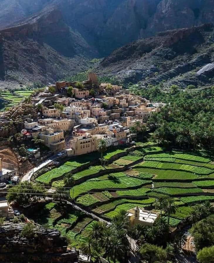 Muscat Oman Grand Canyon, Jebel Shams & Nizwa - The morning drive through the Hajar Mountains