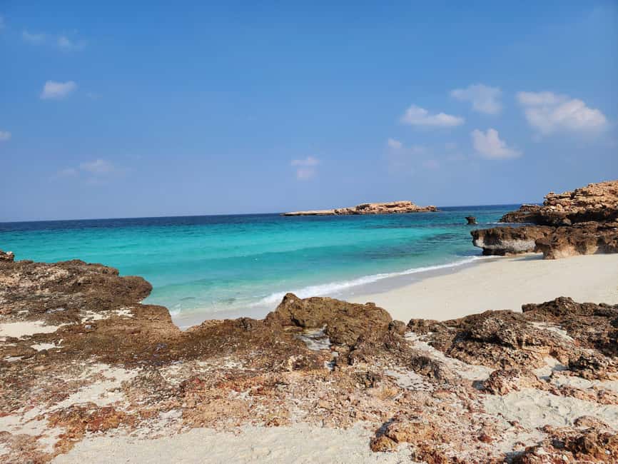 Muscat Oman: Snorkeling adventure to Daymaniyat Island - Booking flexibility and practical planning