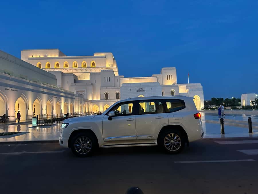 Muscat : private evening tour to discover With transfer - Corniche views and the first sunset stop