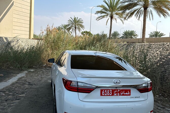 Muscat : private full-day luxury tour inside - The people behind the wheel