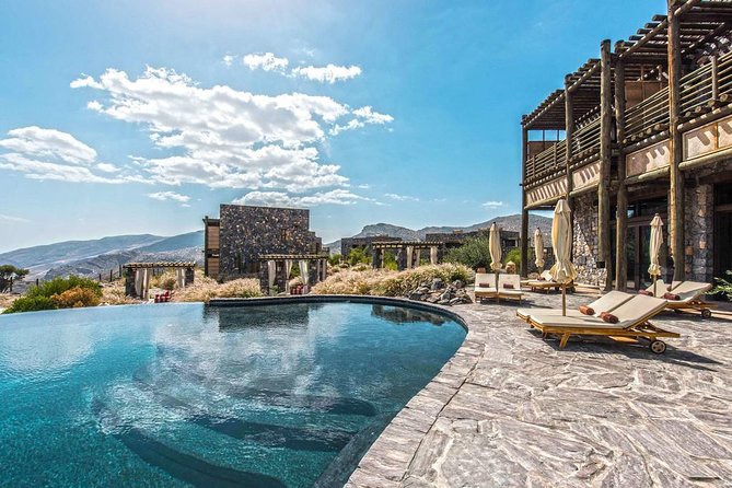 Muscat : Private transfer to and from Jabal Al Akhdar - Why this transfer matters in Oman