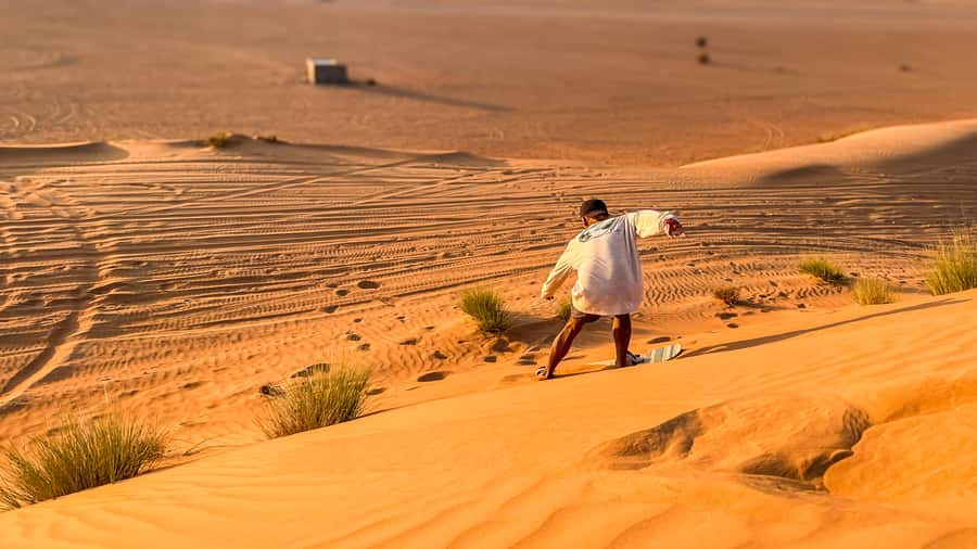 Muscat: Wadi Bani Khalid Oasis & Oman Desert Tour - Wahiba Sands: dunes, photos, and 4x4 driving