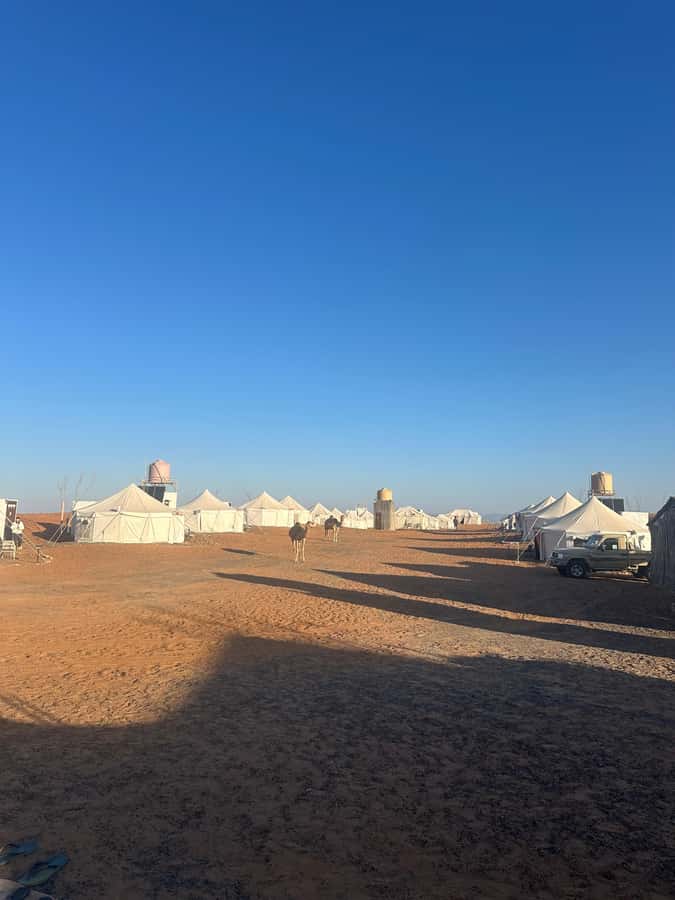 Muscat: Wadi Bani Khalid & Sunset at Wahiba Sands - Lunch at a local restaurant