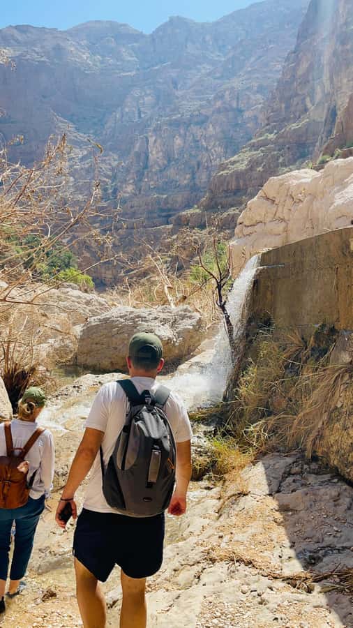 Muscat: Wadi Shab, Romantic Cave and Sinkhole Full-day Trip - The five things to know before booking