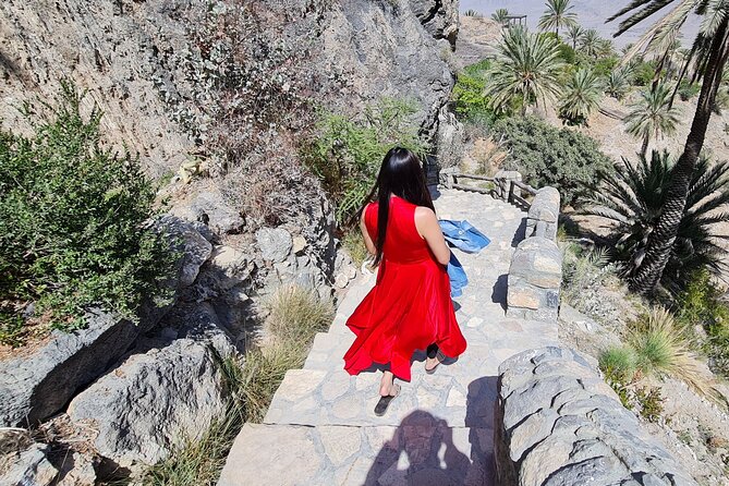 Nakhal Hotspring and Wakan Village Private Full Day Tour - A quiet hour at Nakhal Hot Spring