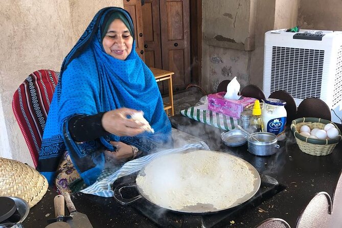Nizwa and Oman's Grand Canyon: Full-Day Adventure - Which guide qualities improve the experience