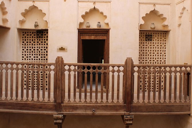 Nizwa Bahla & Jabrin Fort(Muscat tours) as private and custom trip - What the driver-guide adds