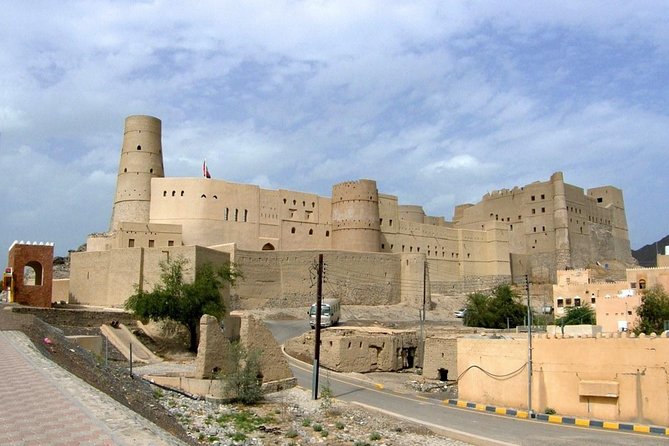 Nizwa Bahla & Jabrin Fort(Muscat tours) as private and custom trip - Nizwa Souq, where the day feels more local