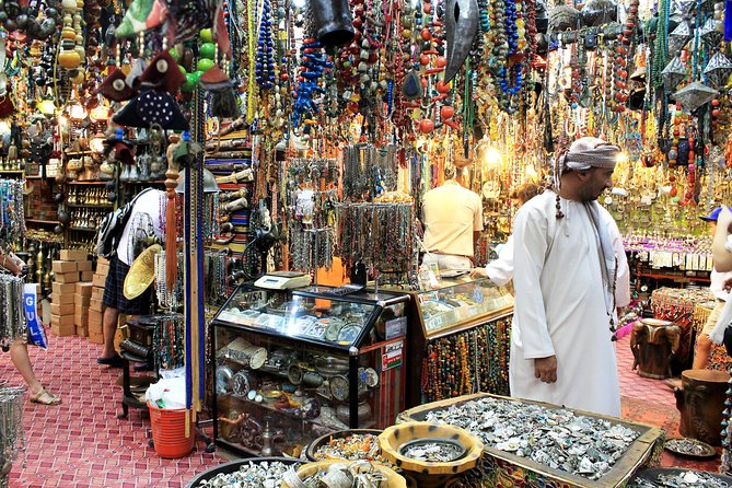 Nizwa Fort & Live cattle market only Friday -Bahla-Jabreen Castle -Full day Tour - Jabreen Castle, the day’s architectural highlight