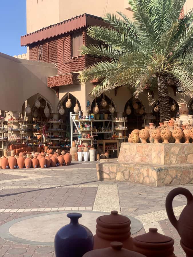 Nizwa: Nizwa Fort and Birkat Al Mouz Guided Tour - Should you book the Nizwa Fort and Birkat Al Mouz tour?