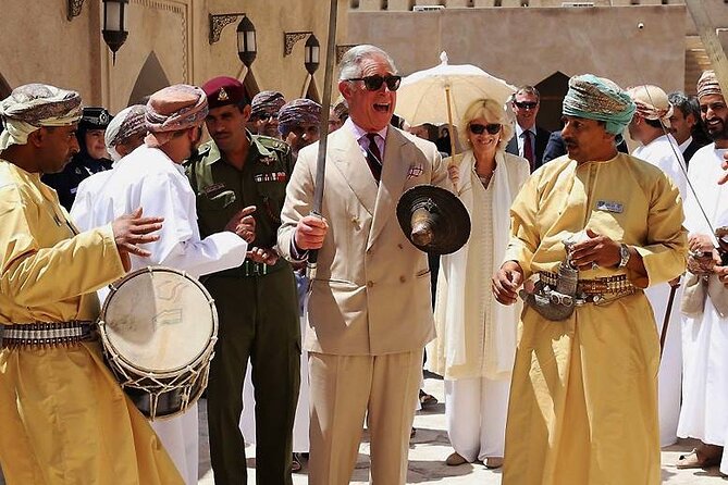 Nizwa Tour & Friday Market - Nizwa Souq: one hour and 30 minutes among working crafts