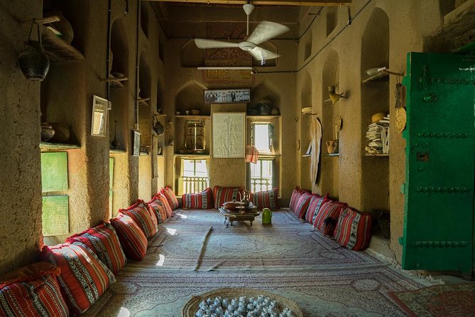 Old Nizwa authentic walks - Alaqur village and the falaj water system