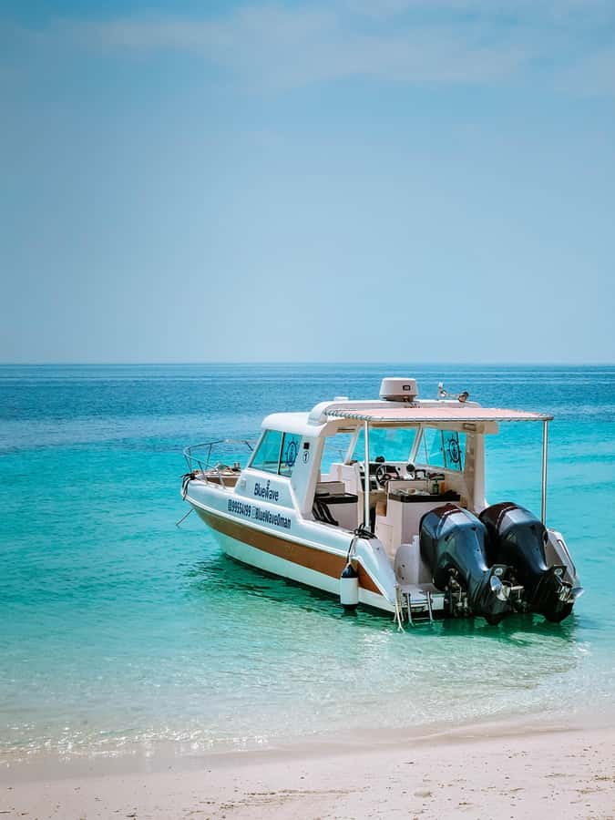 Oman: Daymaniyat Island Snorkeling Trip with Equipment - Key points before you book