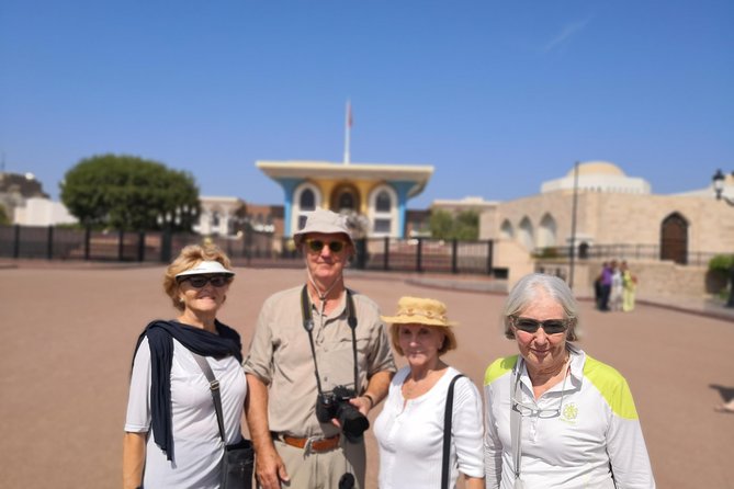 Premium Muscat half day excursion-Italian guide - Mutrah Souq: shopping, bargaining, and a little confusion