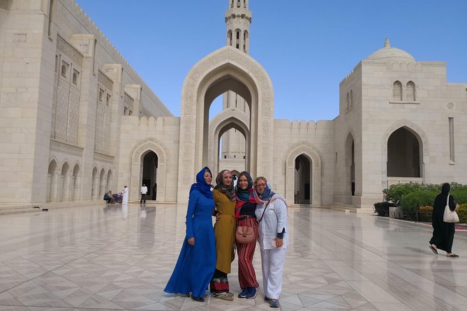 Premium Muscat half day excursion-Italian guide - Royal Opera House Muscat: a polished fifteen minutes