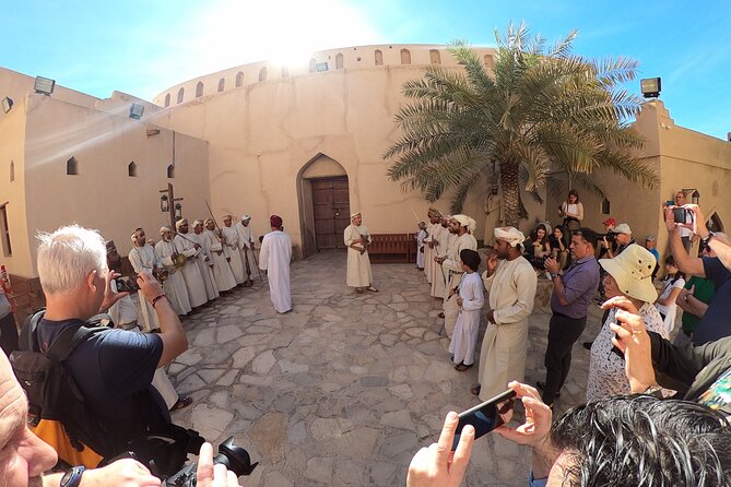 Private 2-Day Guided Tour with Nizwa Friday Market Visit - Nizwa Fort and its enormous central tower