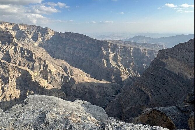 Private 2-Days Jebel Shams Overnight Camping Tours - Nizwa Souq and the old capital
