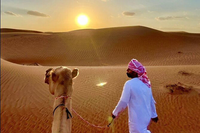 Private 3 days 2 nights Roundtrip Tour in Oman - Day 2: Sur’s dhow builders and the road to Wahiba Sands
