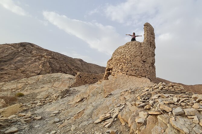 Private Day-Tour in Nizwa and Jebel Akhdar - Jebel Akhdar: mountain air and open valley views