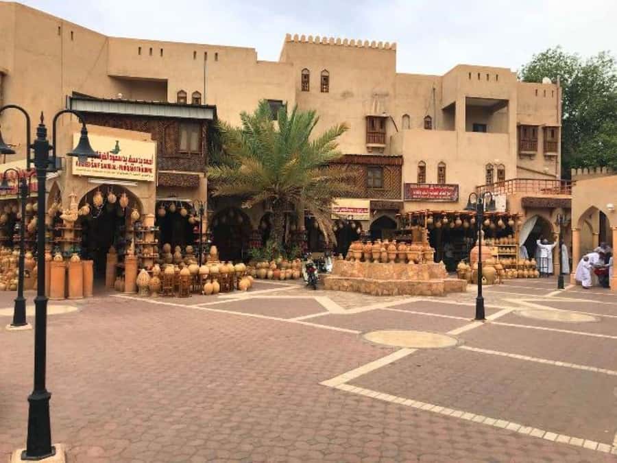 Private Day Trip to Nizwa, Jabal Akhdar, Birkat Al Moz - Nizwa Souq: Everyday Trade Beside the Fort