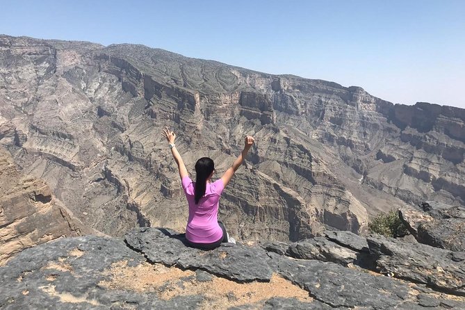 Private Day Trip to Nizwa & Jabal Shams (The Grand Canyon of Oman) - Who should book this private Oman excursion?