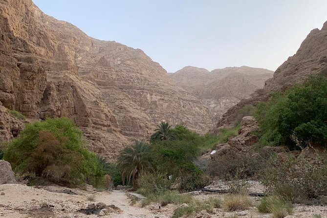 Private Day Trip to Wadi Shab, Fins Beach & Bimmah Sinkhole - The 35 to 40-minute walk into Wadi Shab