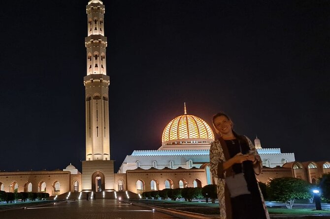 Private Evening Muscat City Tours - One useful hour inside Muttrah Souq
