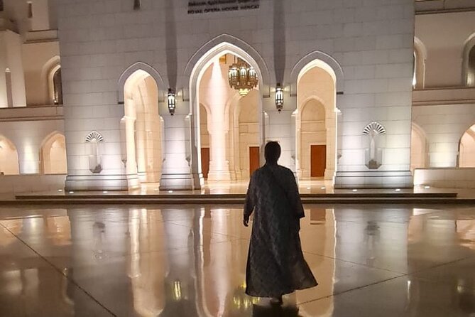 Private Evening Muscat City Tours - Sunset along the Muttrah Corniche