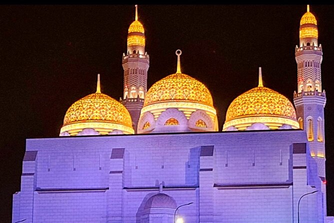Private Evening Muscat City Tours - Al Alam Palace and the old harbor forts