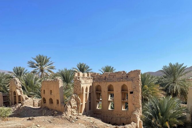 Private Explore Oman Grand Canyon, Jebel Shams and Nizwa - The vehicle, guide, and private format