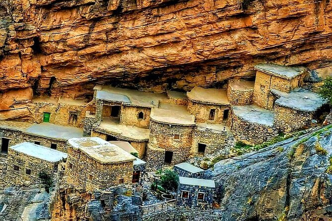 Private Full-Day Jebel Akhdar-Al Suwjara Village Tour - The aflaj system: water in a dry country