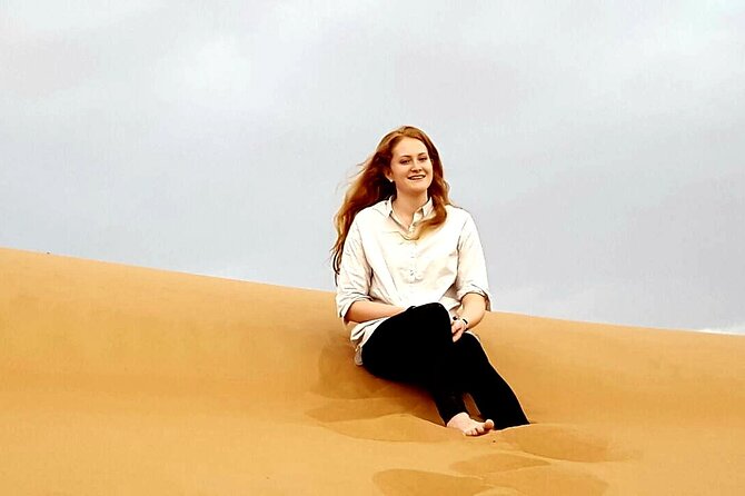 Private Full Day Private Desert Safari Tour - Four hours among the Wahiba Sands dunes