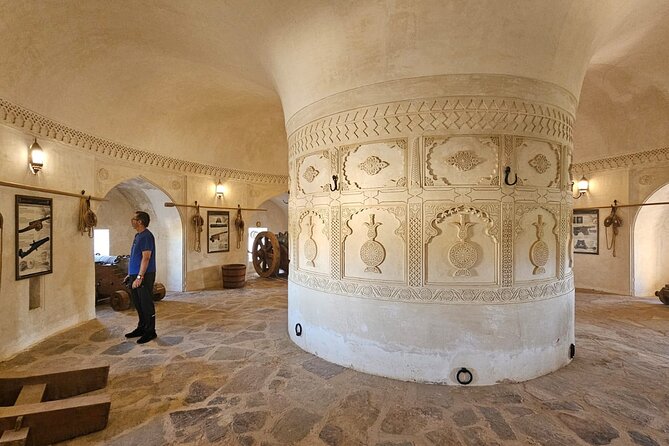 Private Full Day Tour To Nakhal Rustaq And Hot Springs - The Friday and Saturday 4x4 possibility
