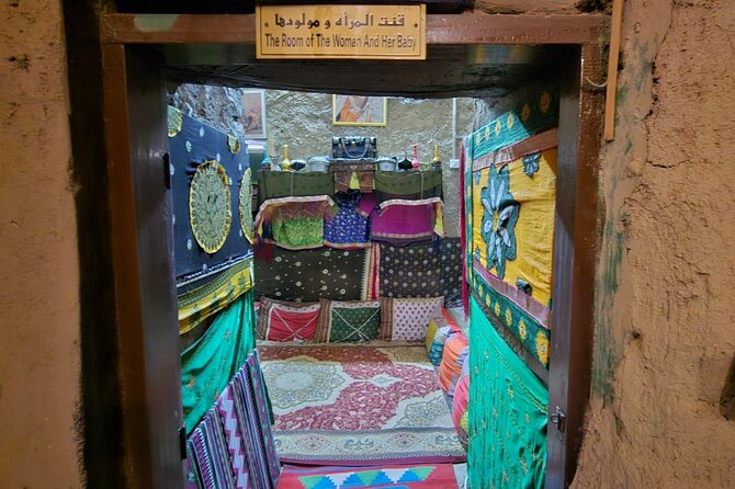 Private Full Day Tour To Nakhal Rustaq And Hot Springs - How the day feels in practice