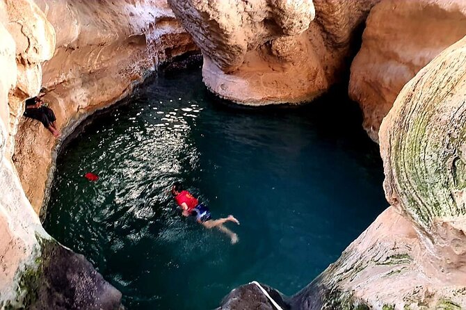 Private Full-Day Wadi Shab and Bimmah Sinkhole Tour - Guides are the main reason to choose private