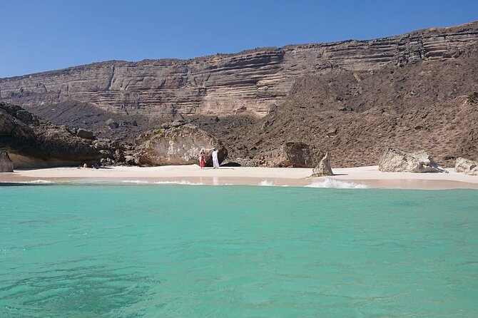 Private Guided Tour to West Beaches of Salalah - Mughsail Lagoon and the flamingo stop