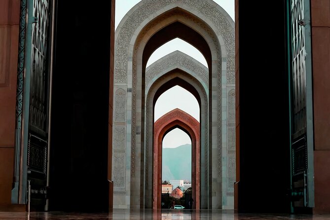 Private Half-Day Muscat City At Night Tour - Muttrah market and Corniche